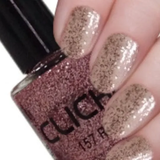 Cliché Vernis à Ongles Pailletés rose